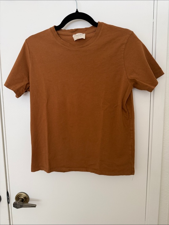 Sezane Tops - Sezane Short Sleeve Tee in Warm Brown